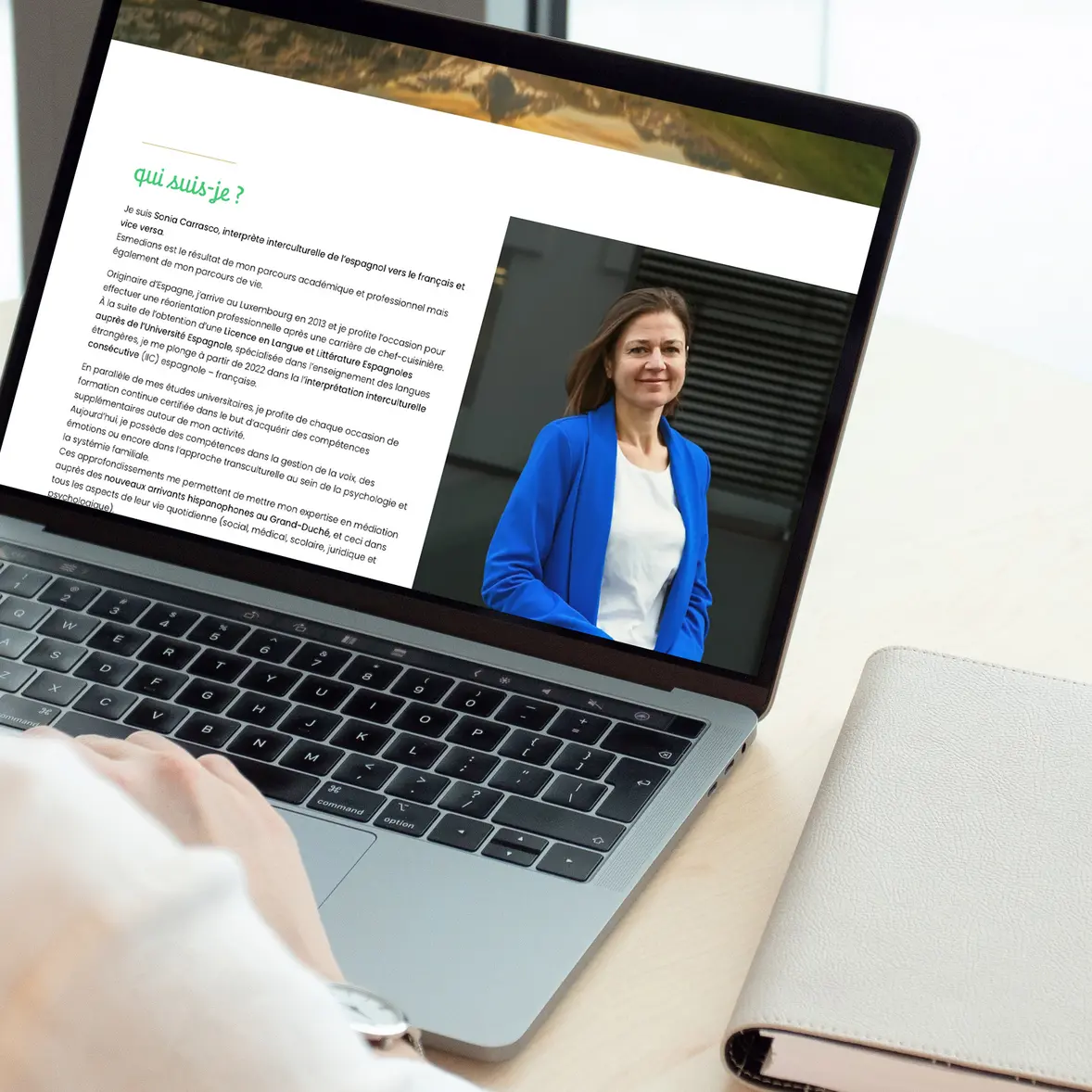 e-conique accompagne Sonia pour le lancement de sa nouvelle société, Esmedians, par la création de son site.